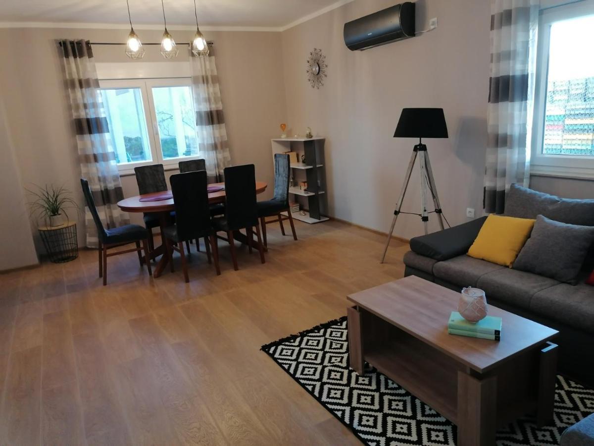 Apartman Nina กาลี ภายนอก รูปภาพ