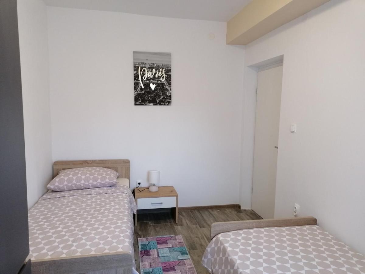 Apartman Nina กาลี ภายนอก รูปภาพ