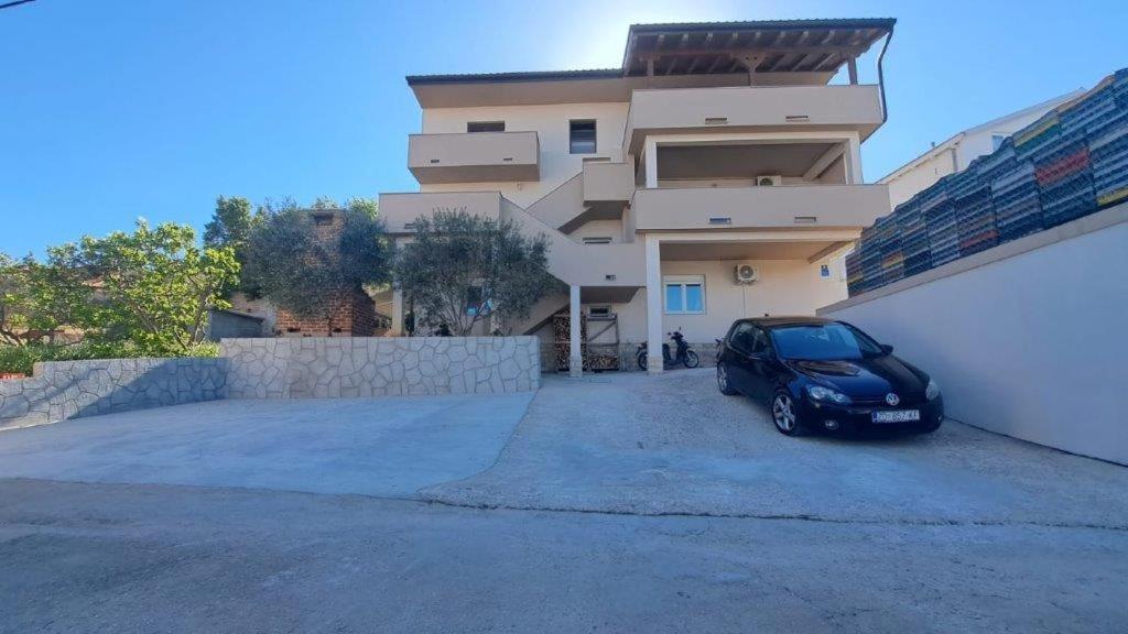 Apartman Nina กาลี ภายนอก รูปภาพ